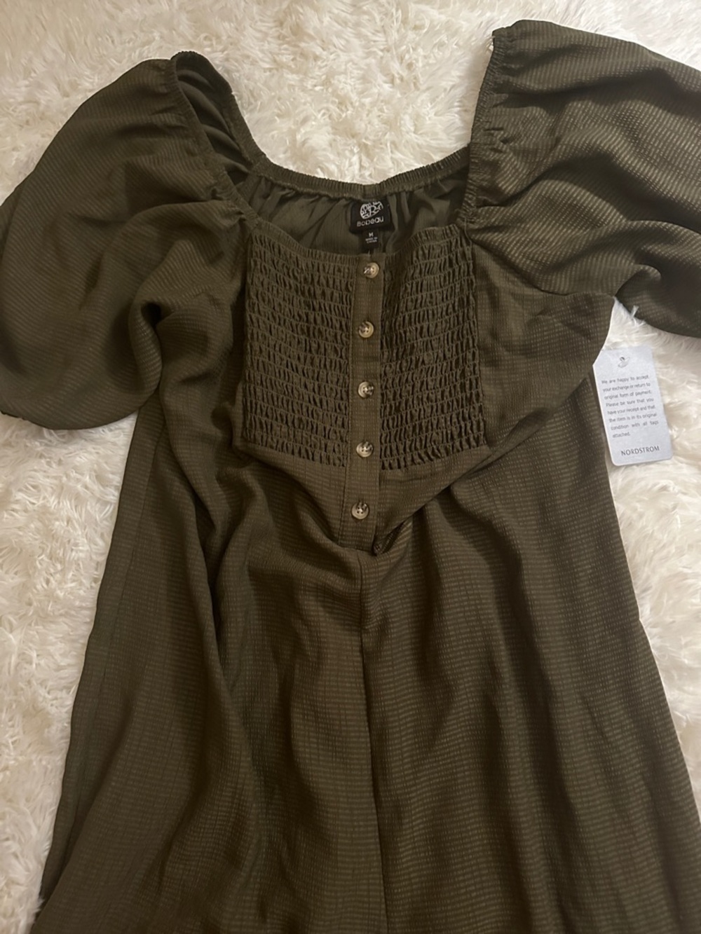 bobeau Olive Puff-Sleeve Smocked Jumpsuit - Picture 4 of 10
